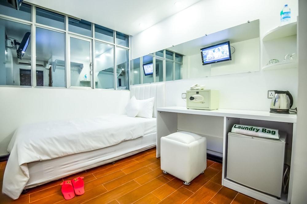 Clover City Center Hotel Янгон Экстерьер фото