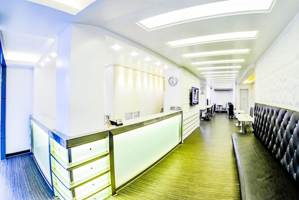 Clover City Center Hotel Янгон Экстерьер фото