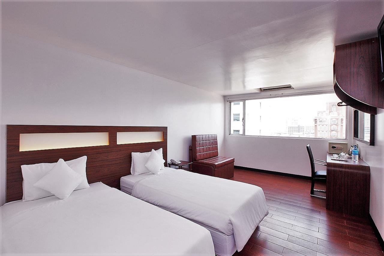 Clover City Center Hotel Янгон Экстерьер фото