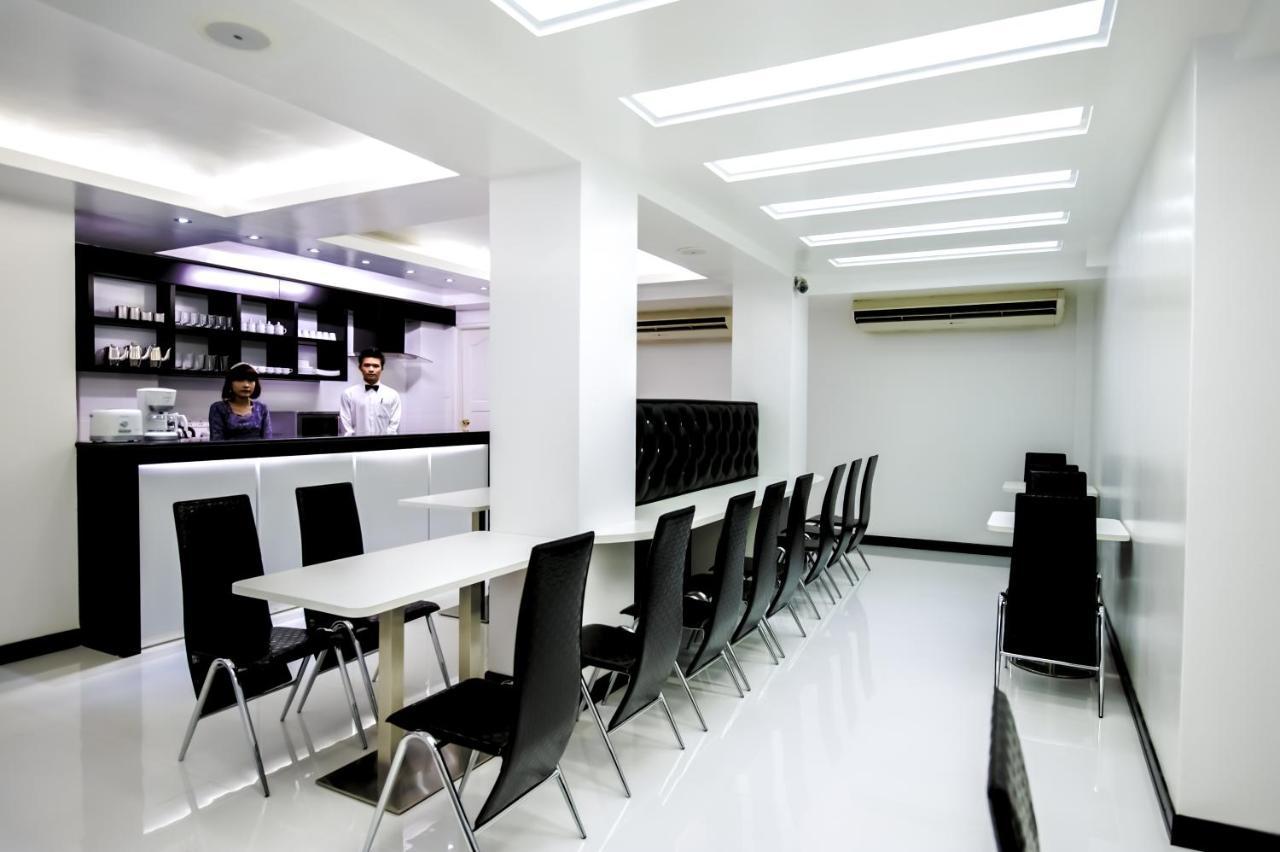 Clover City Center Hotel Янгон Экстерьер фото